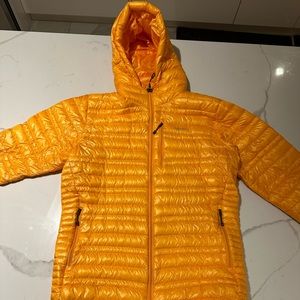 Patagonia ultralight down hoody